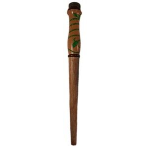 Creative Kingdom Magiquest Great Wolf Lodge Wand Wood Pattern Green Vines Elf